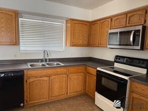 3038 TANGERINE in Yuma, AZ - Building Photo - Building Photo