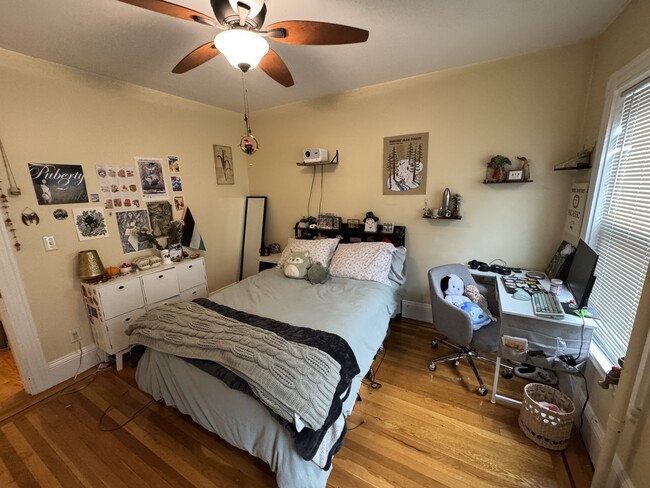 42-44 Gorham St. Unit 2, Unit 2 in Somerville, MA - Foto de edificio - Building Photo