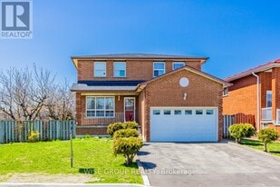 146 Consulate Rd in Mississauga, ON - Building Photo