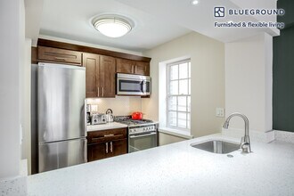 225 E 63rd St in New York, NY - Building Photo - Building Photo