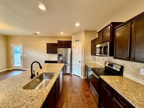 8438 Creek Brush Dr in Colorado Springs, CO - Building Photo - Building Photo