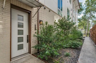 2016 N Fitzhugh Ave in Dallas, TX - Building Photo - Building Photo