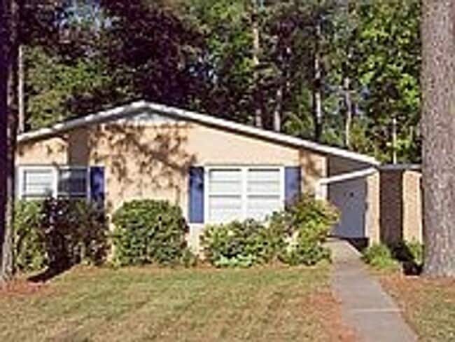 3015 N Duke St in Durham, NC - Building Photo - Building Photo