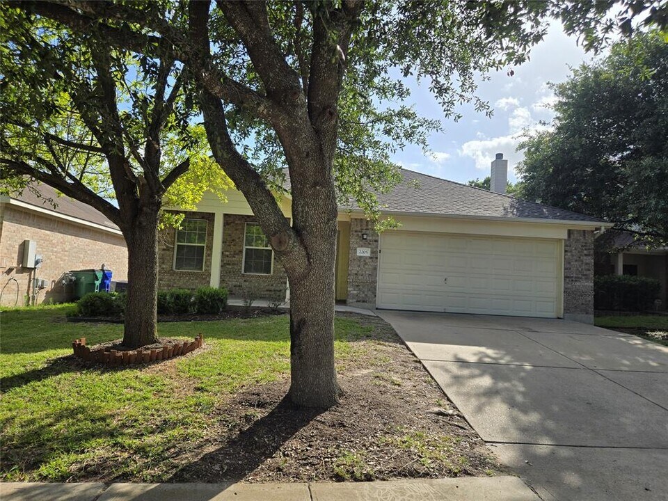 2205 Inks Cove in Cedar Park, TX - Building Photo