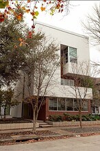 4904 S Shepherd Dr in Houston, TX - Building Photo - Building Photo