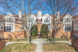 Gates at West Falls in Falls Church, VA - Building Photo - Building Photo