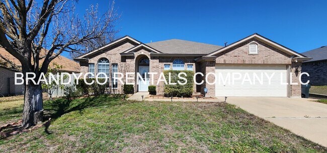 4509 Twin Oaks Cir