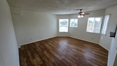 6024 Monterey Rd in Los Angeles, CA - Building Photo - Building Photo