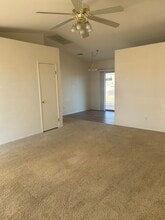 3720 Churchill Dr in Lake Havasu City, AZ - Foto de edificio - Building Photo