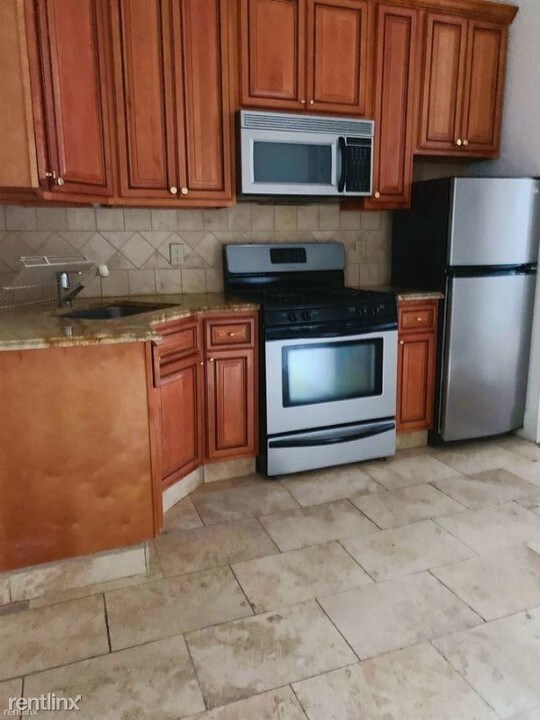 606 S 16th St-Unit -#1 in Philadelphia, PA - Foto de edificio
