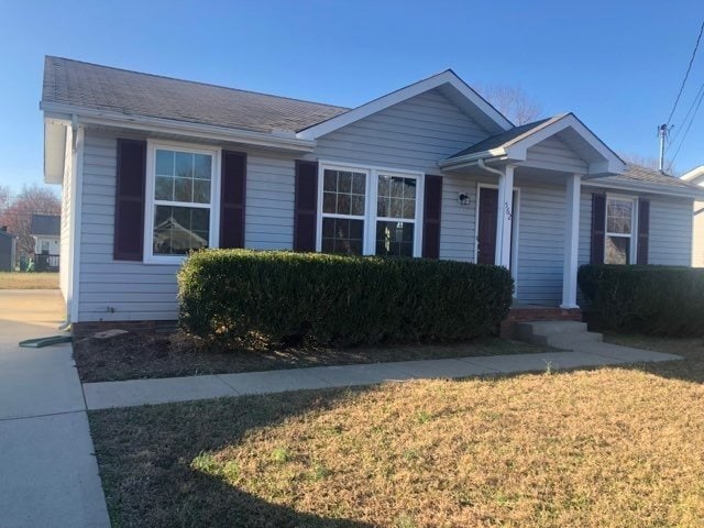 562 Jacquie Dr in Clarksville, TN - Building Photo - Building Photo