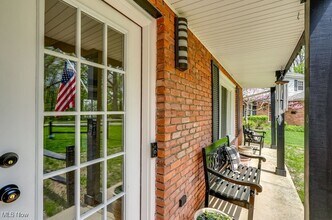 896 Cliffside Dr in Akron, OH - Building Photo - Building Photo