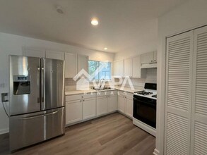 6514 Mossledge Dr in San Antonio, TX - Foto de edificio - Building Photo