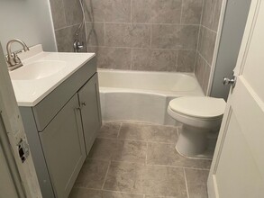 1919 Gieffers St in Lake Charles, LA - Building Photo - Building Photo