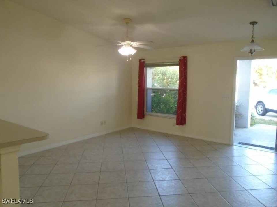 1434 SE 24th Ave in Cape Coral, FL - Building Photo