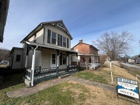 519 Moxahala Ave in Zanesville, OH - Building Photo