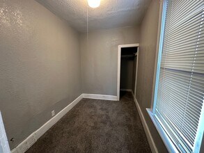 2541 N 15th St in Milwaukee, WI - Building Photo - Building Photo