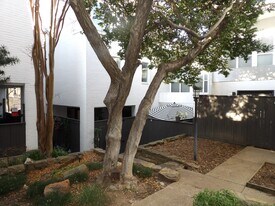 3906 Buena Vista St in Dallas, TX - Building Photo