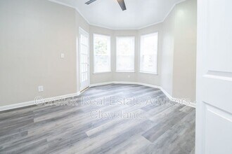 2158 Murray Hill Rd in Cleveland, OH - Building Photo - Building Photo