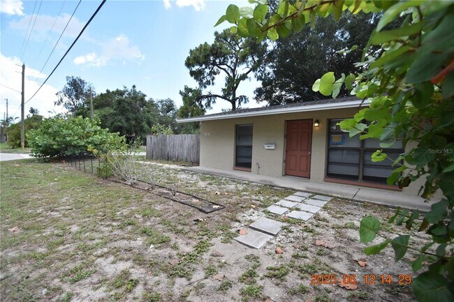 3310 33rd St N in St. Petersburg, FL - Building Photo - Building Photo