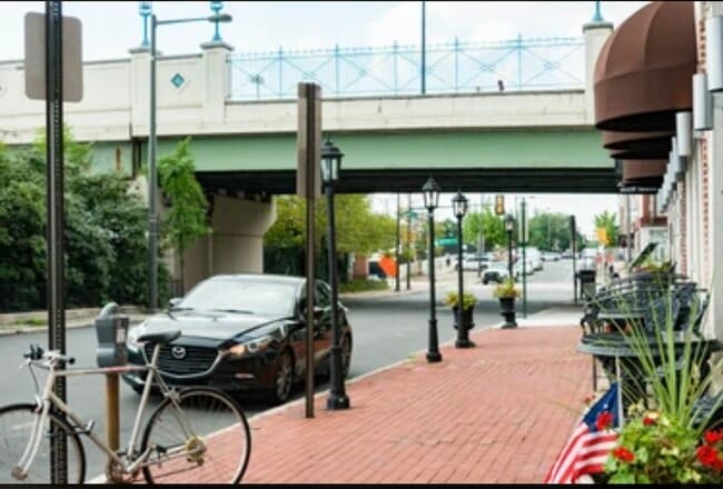 32 N Front St, Unit 3f in Philadelphia, PA - Foto de edificio - Building Photo