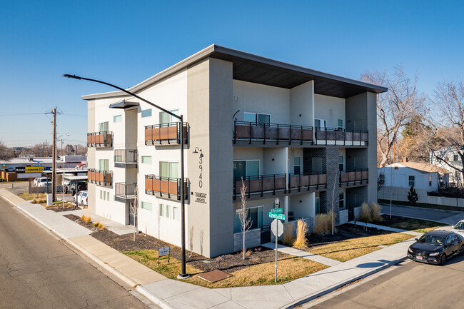 4002 Overland Rd in Boise, ID - Building Photo - Building Photo