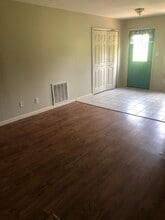 11824 E Cypress Dr in Carbondale, IL - Building Photo - Building Photo