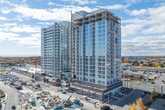 Wellings of Whitby in Whitby, ON - Building Photo - Building Photo