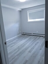 5203-5252 52 St in Drayton Valley, AB - Building Photo - Building Photo