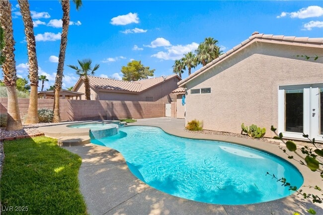 2117 Marathon Keys Ave