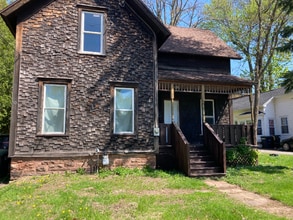 10 Bay St in Potsdam, NY - Building Photo - Building Photo