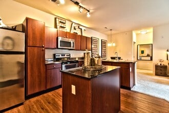 Aventura at Mid Rivers in St. Charles, MO - Foto de edificio - Building Photo