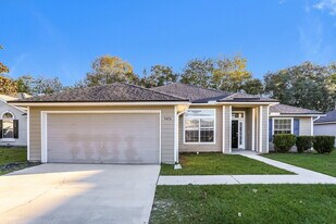 3476 Shelley Dr in Green Cove Springs, FL - Building Photo