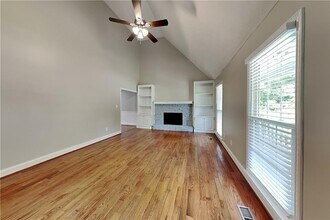 2200 Hamstead Ct in Suwanee, GA - Building Photo - Building Photo
