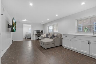 6420 Spaulding Ave in Lincolnwood, IL - Building Photo - Building Photo