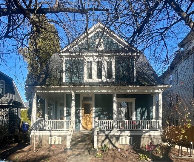 property at 2047 NE Davis St