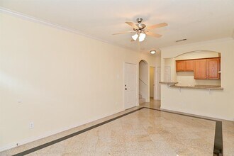 9400 Bellaire Blvd in Houston, TX - Building Photo - Building Photo