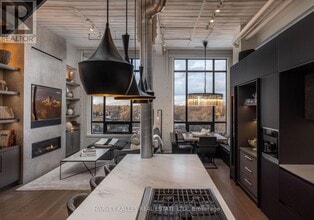 993 Queen St W in Toronto, ON - Building Photo - Building Photo