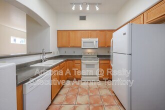 7332 E Cll Infinito in Tucson, AZ - Building Photo - Building Photo