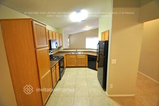 25704 W St Kateri Dr in Buckeye, AZ - Foto de edificio - Building Photo