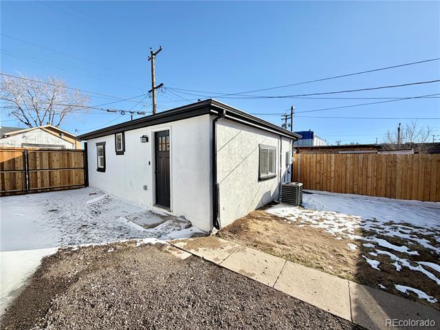 4310 Steele St in Denver, CO - Building Photo