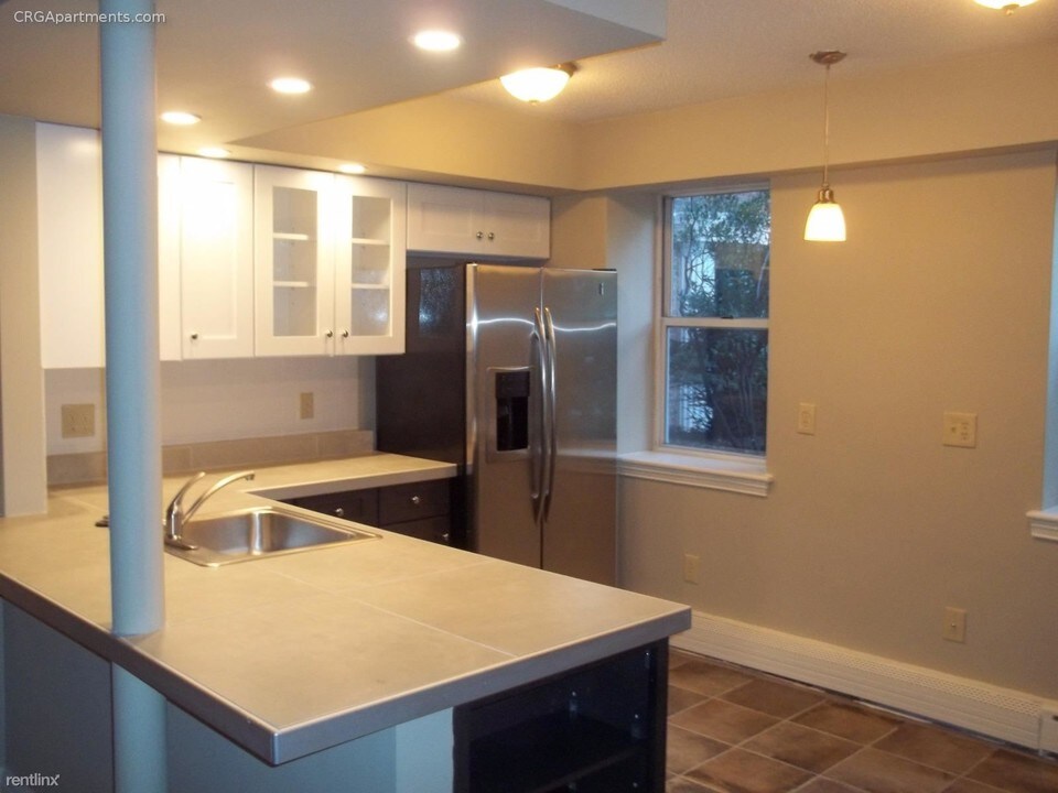 395 Broadway-Unit -Apt L1A in Cambridge, MA - Building Photo