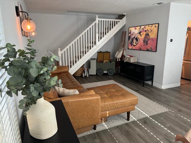 property at 5618 Madison Ave