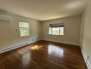 19 Murdock Ave in Asheville, NC - Building Photo - Building Photo
