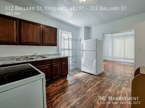 312 Ballard St in Ypsilanti, MI - Building Photo - Building Photo