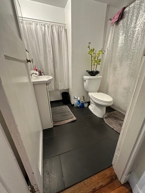 90 Hollingsworth St, Unit 1 in Boston, MA - Building Photo - Building Photo