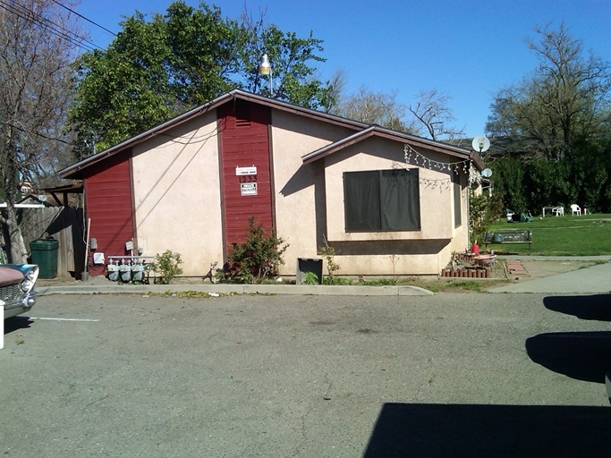 1233-1251 Alice St in Woodland, CA - Building Photo