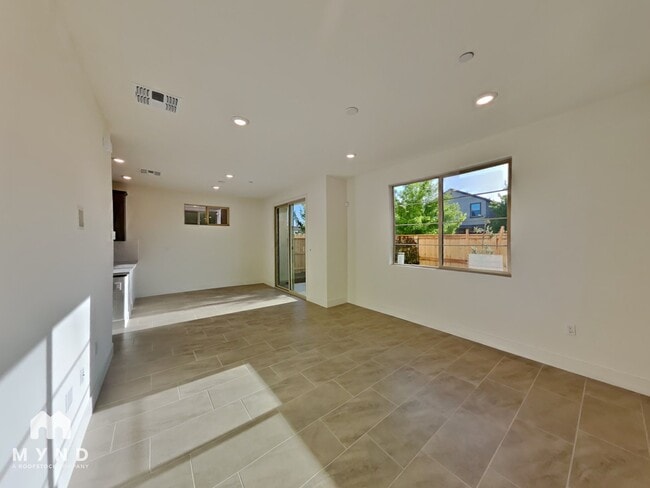 8932 Upbeat Wy in Elk Grove, CA - Building Photo - Building Photo