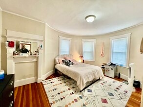 19 Turner St, Unit 2 in Boston, MA - Building Photo - Building Photo