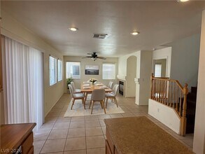 4986 Lime Kiln Ave in Las Vegas, NV - Building Photo - Building Photo
